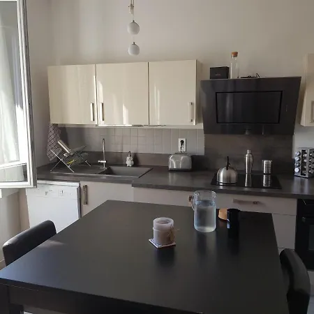 아파트 Nice Two Flat - 55 Sqm