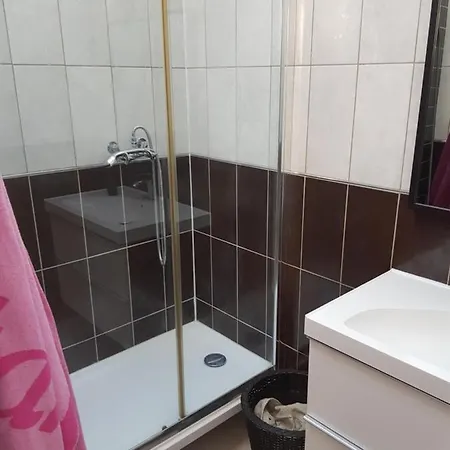 아파트 Nice Two Flat - 55 Sqm